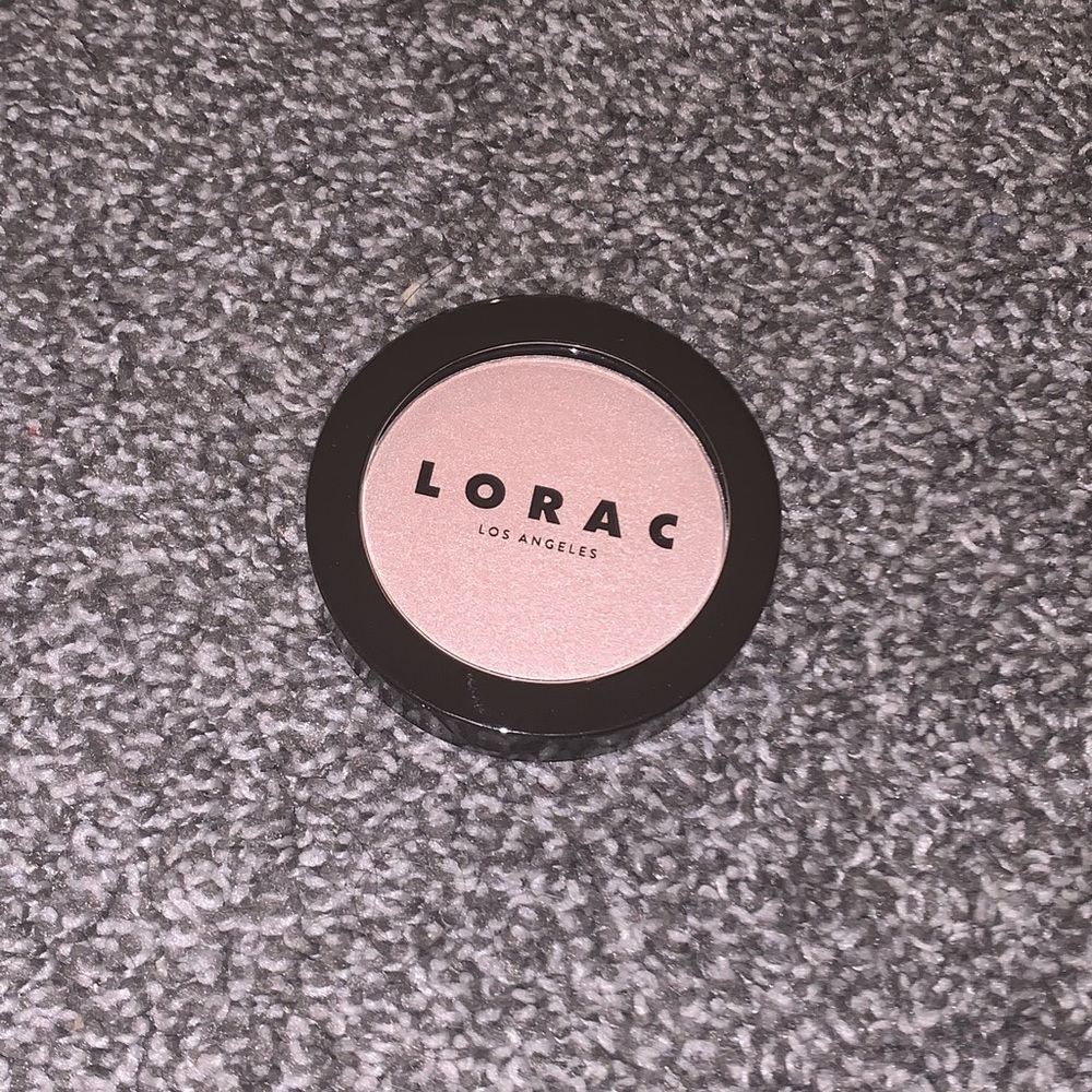 Lorac highlighter- starlight